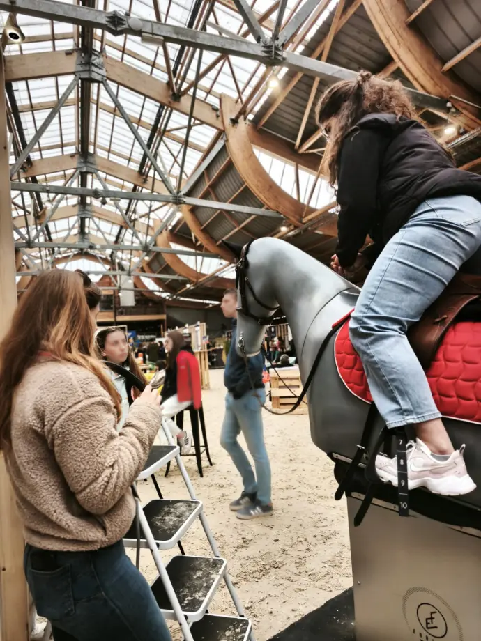 Simulateur équestre, améliorer sa position